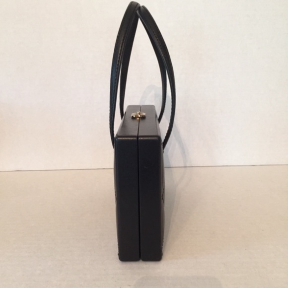 CHANEL Black Lambskin Evening Handbag, Authentic - Picture 3 of 8